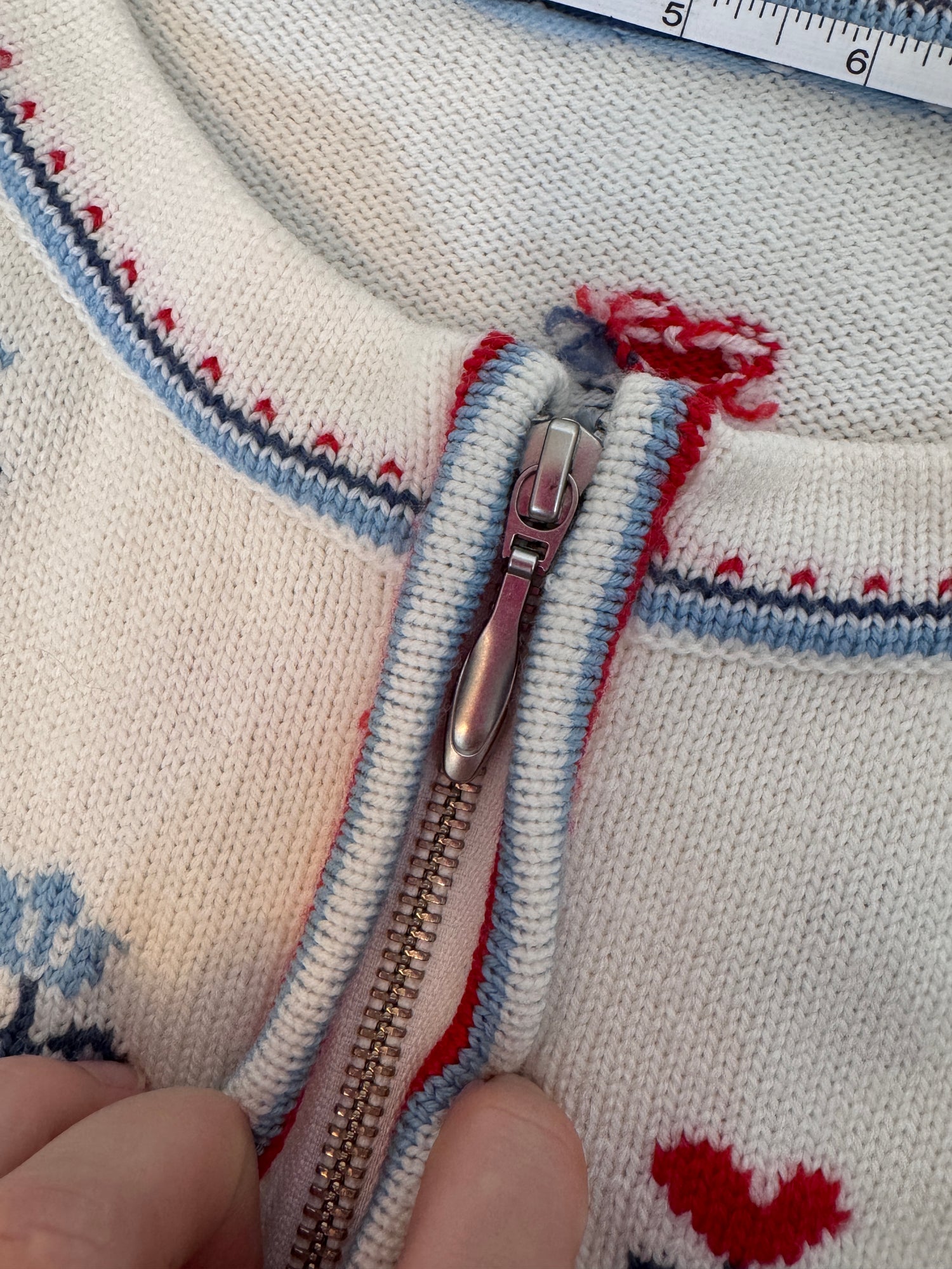 Floral zip sample M/L (FINAL SALE)